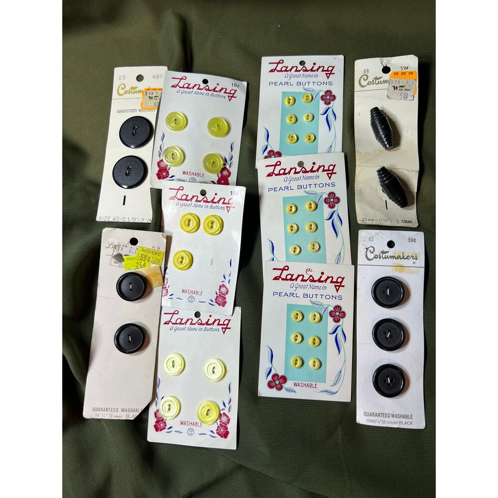 Vintage Lansing Costumaker Le Chic 10 packages yellow black Pearl